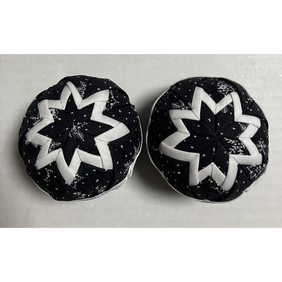 4 Vintage Handmade Quilted Fabric Christmas Ornaments 8-Pointed Star Pattern - Picture 2 of 5